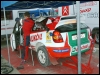 Ekipaaži Murakas - Kitsing võistlusauto hooldusalas. (18.10.2003) Erik Berends