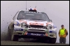 Prantslane Didier Auriol Toyota Corollal Suurbritannia ralli 19ndal lisakatsel. (23.11.1999) Reuters