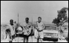 1967 Etioopia IV kõrgmägede ralli rajaga tutvumisel kohalikelt teed küsimas. Uno Aava erakogu
